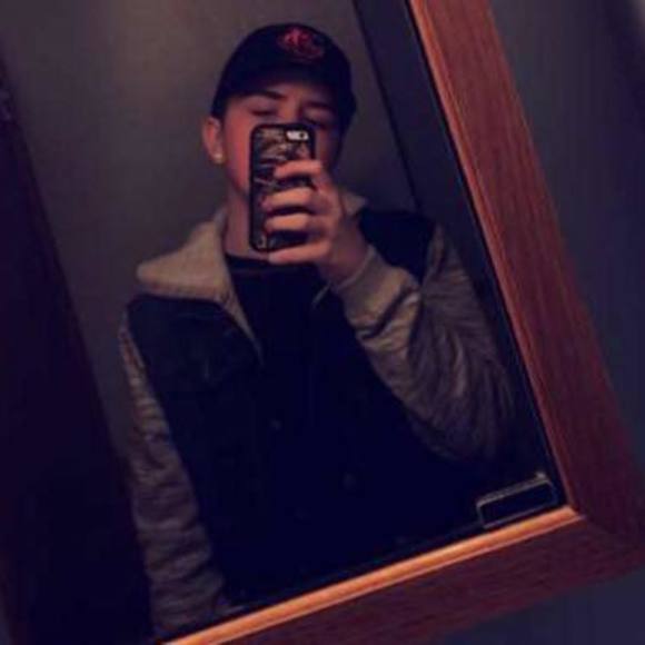 Meet your Posher, James - Picture 1 of 1